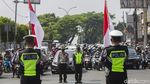 Potret Sikap Sempurna Pejalan di Depok Jelang Detik-detik Proklamasi