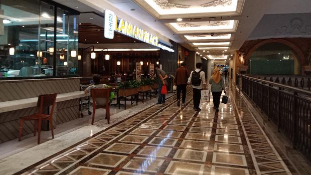 Suasana Mal GI