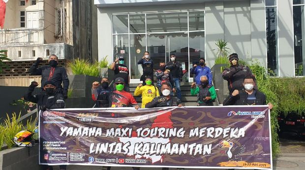 Touring Merdeka komunitas Yamaha