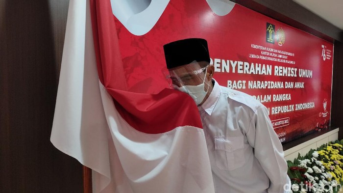 Warga binaan di Lapas Majalengka terima remisi kemerdekaan.