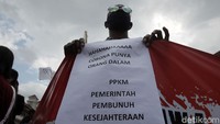 Konfederasi Serikat Buruh Sejahtera Indonesia Daerah Istimewa Yogyakarta (DIY) menyoroti kegagalan pemerintah dalam melindungi kaum buruh dan rakyatnya sepanjang setahun lebih pandemi. 