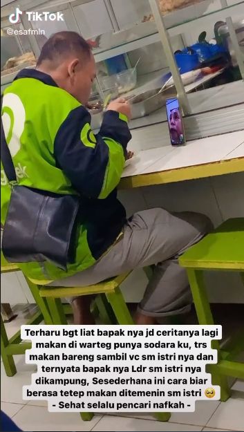 Bikin Baper! Driver Ojol Ini Makan Siang Bareng Istri via Video Call