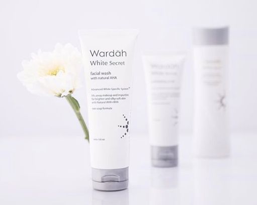 Facial Wash untuk Kulit Berminyak dan Pori-pori Besar