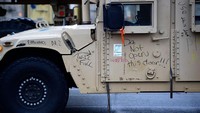  Untuk menunjang performa di meda berat, Humvee dibekali juga dengan suspensi independen 4x4. Getty Images/Scott Nelson