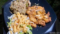 Menu yang tak kalah lezat lainnya ada Chicken Teppanyaki yang dibanderol dengan harga Rp 37.000. Ayamnya digoreng dengan tepung tapi buka tepung panir. Foto: detikcom/Riska Fitria