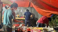Berawal dari kecintaannya pada makanan Jepang yang membuat dua pria tersebut terinspirasi untuk membuka warung makan Jepang dengan konsep tenda kaki lima. Foto: detikcom/Riska Fitria