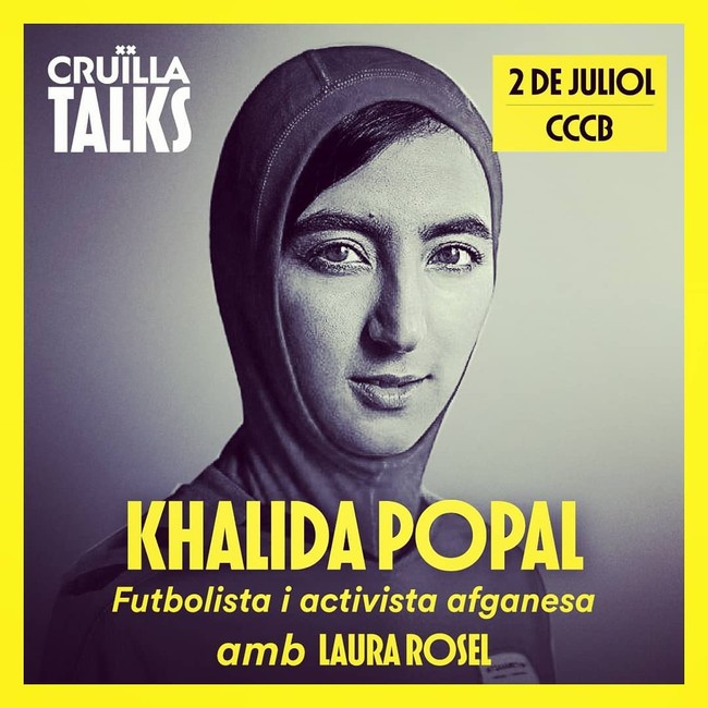Khalida sendiri sempat kabur dari Kabul pada 1996 setelah Taliban menguasai wilayah itu. Ia kemudian kembali ke sana setelah melewati masa remaja di tempat pengungsian di Pakistan. Di kampung halaman, ia menggunakan sepak bola sebagai alat untuk memberdayai para wanita.  Foto: Instagram @khalidagirlpower