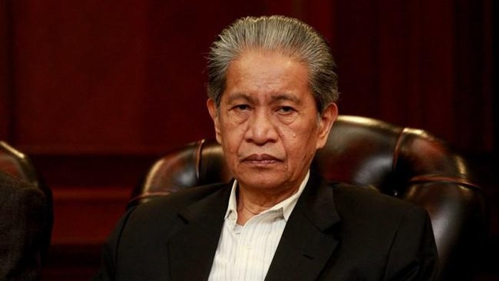 Mantan hakim konstitusi Muhammad Alim