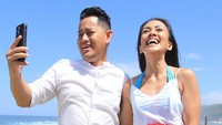 Melanie Putria membagikan beberapa momen romantis itu di Instagram. Foto: dok. Instagram @melanieputria