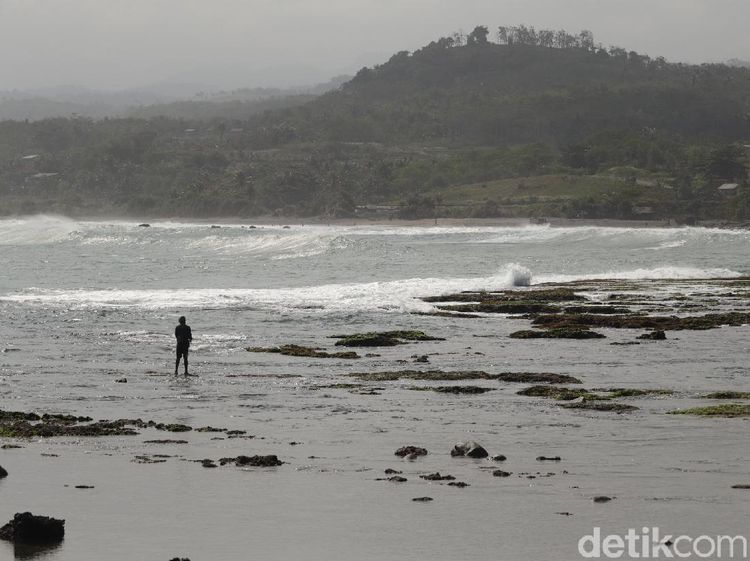Pantai Cidora Rancabuaya Sepi bak Kuburan Ditinggal Wisatawan