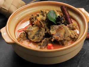 Menu Harian Ramadan 30: Capcay Jamur dan Gulai Daging yang Gurih Sedap