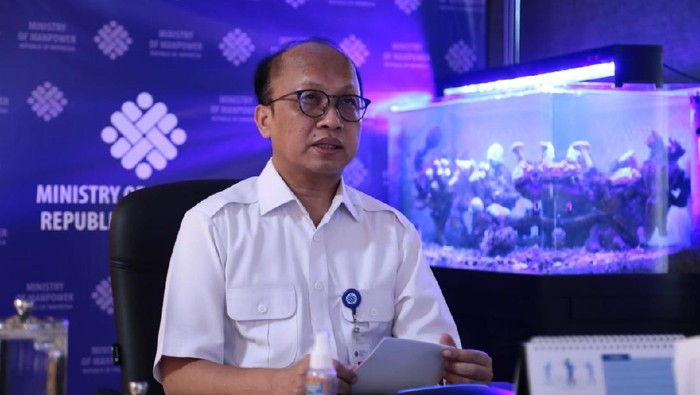 Sekjen Kemnaker Anwar Sanusi