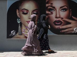 Curhat Dokter Wanita Afghanistan yang Dapat Ancaman Dibunuh Taliban