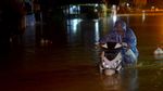 Banjir Rendam Pemukiman Warga di Padang
