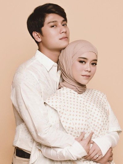 Foto prewedding Lesti Kejora dan Rizky Billar. Foto prewedding Lesti Kejora dan Rizky Billar.
