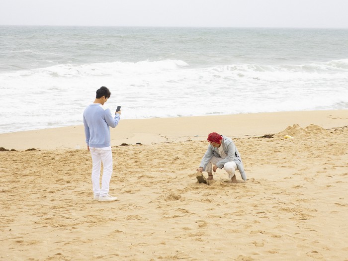 iKONs Type: One Summer Night