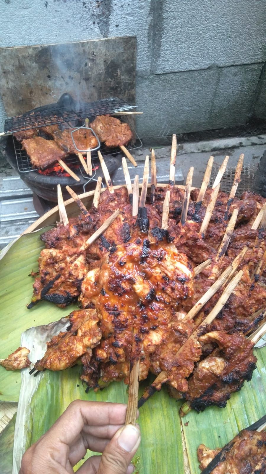 Imbas Pandemi, Pengusaha Tas Kulit Ganti Profesi Jualan Ayam Panggang Lumajang