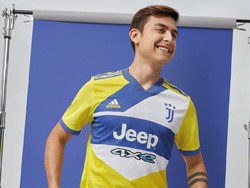 Bianconeri telah mengumumkan jersey ketiga yang baru dengan desain unik menjelang musim baru dan akan memakainya pada pertandingan persahabatan internal melawan tim Junior. (Foto: dok. Juventus)