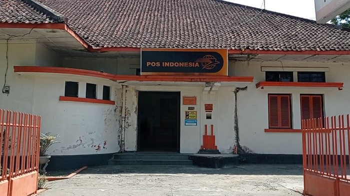Kantor Pos Wlingi Blitar