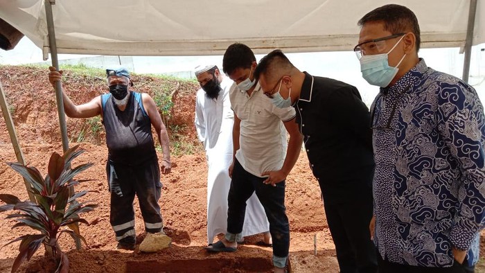 KBRI PANAMA CITY BANTU PEMAKAMAN ABK WNI MENINGGAL KARENA COVID-19 DI PANAMA (Dok. KBRI Panama)