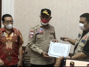 Beli Mobil Dinas Baru Saat Pandemi Jadi Polemik, Gubernur Sumbar Minta Maaf