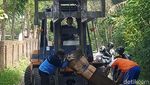 Melihat Proses Evakuasi 3 Arca Jaladwara di Klaten
