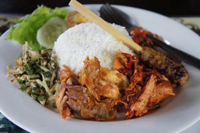 5 Nasi Campur Bali Otentik Ini Bisa Dinikmati di Jakarta