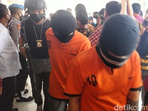 Kawanan Pemuda Mabuk Keroyok Warga-Aparat Desa di Majalengka