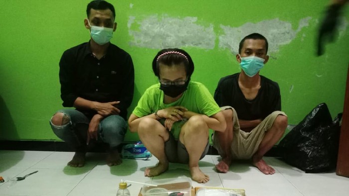 RA usai penangkapan kepemilikan 14 paket sabu