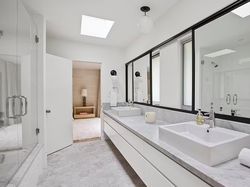 Rumah Baru Pendiri WhatsApp Mewahnya Nggak Ketulungan