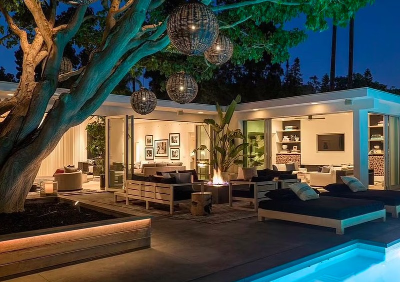 Rumah baru pendiri WhatsApp