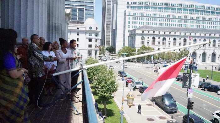 Merah putih berkibar di San Francisco.