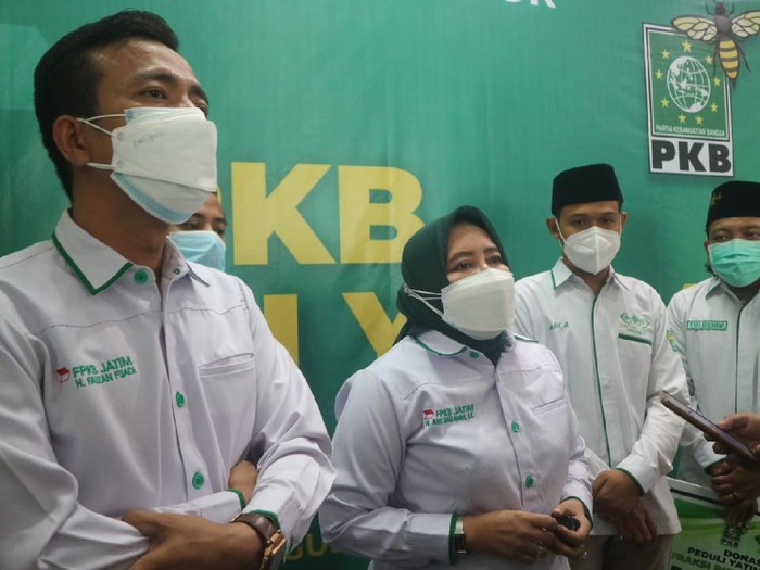 Sekretaris DPW PKB Jatim Anik Maslachah