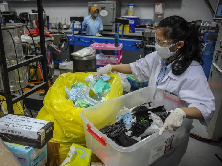 Begini Cara Mengolah Limbah Masker, Sudah Tau Belum Gaes?