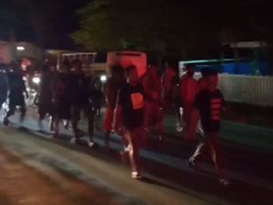 Warga Buol Jemput Paksa Jenazah Covid Beserta Keranjang RS