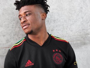 Nuansa Bob Marley di Jersey Ketiga Ajax Amsterdam