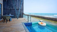 Traveler yang ingin merasakan tinggal di tepi pantai bak Maldives kini bisa merasakannya di Hotel Aston Anyer Beach. Foto: dok. Aston Anyer Beach Hotel