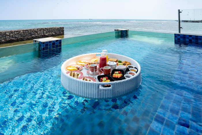 Aquavilla Aston Anyer Beach Hotel