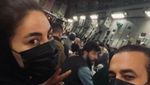 Momen Dramatis Diva Pop Afghanistan Cabut dari Negaranya Pakai Jet Kargo