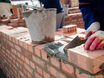 Bingung Bikin Dinding Pakai Bata Merah, Hebel, atau Batako? Ini Plus Minusnya