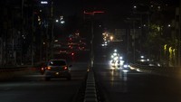 Setiap masyarakat yang ingin masuk ke Kota Banjarmasin harus memenuhi syarat yang sudah ditentukan oleh pemerintah setempat. Syarat masuk Kota Banjarmasin di antaranya merupakan warga Banjarmasin dengan menunjukkan bukti KTP/domisili, bagi yang hanya bekerja di Banjarmasin harus menunjukkan keterangan tempat bekerja, kemudian dalam keadaan darurat seperti sakit.