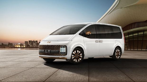Hyundai Staria