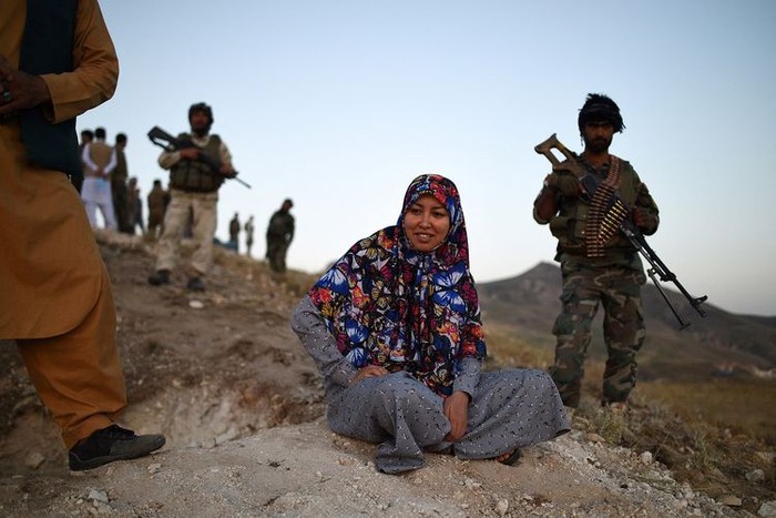 Ini Gubernur Perempuan Afghanistan Salima Mazari yang Ditangkap Taliban Salima Mazari, salah satu dari gubernur perempuan di Afghanistan dilaporkan ditangkap Taliban. Belum ada informasi terkait keberadaan Salima Mazari.
