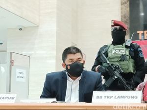 Densus 88 Tangkap 8 Tersangka Teroris Jaringan Anshor Daulah di Riau