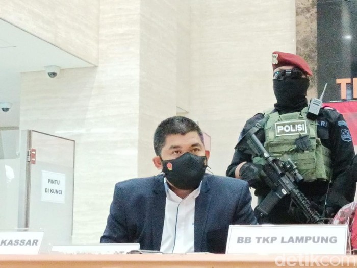 Kabag Bantuan Operasi Densus 88 Kombes Aswin Siregar saat jumpa pers di Mabes Polri