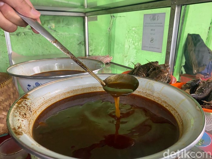 Ketagihan Nasi Rames Telur Bebek Kuah Semur di Warung Belek yang Murah Abis Ketagihan Nasi Rames Telur Bebek Kuah Semur di Warung Belek yang Murah Abis