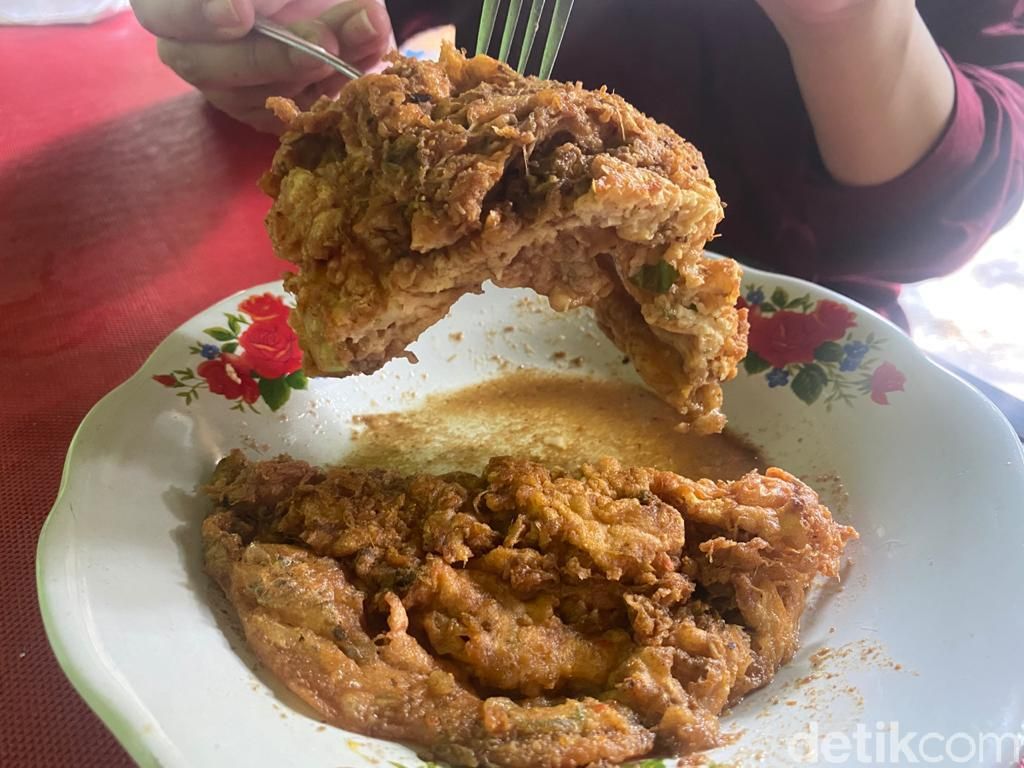 Ketagihan Nasi Rames Telur Bebek Kuah Semur di Warung Belek yang Murah Abis