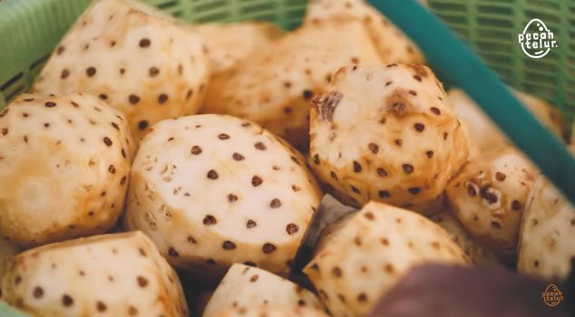 Inspiratif! Ibu Rumah Tangga Ini Sukses Berbisnis Minuman Sari Buah Nanas
