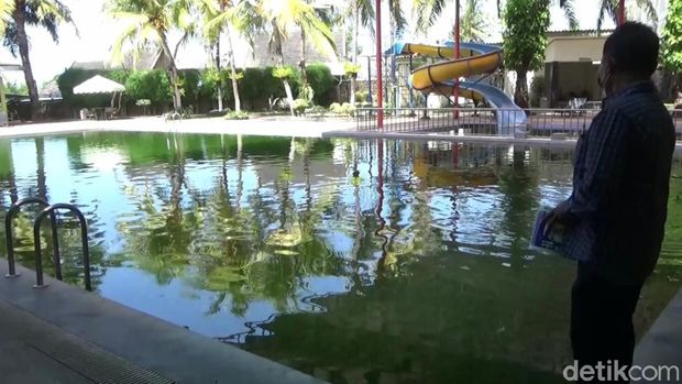 kolam renang di banyuwangi jadi kolam ikan