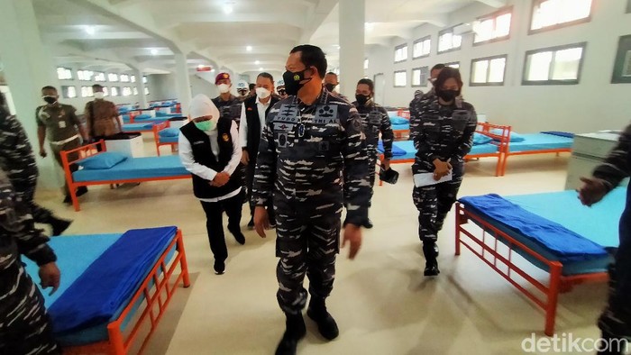 Kepala Staf Angkatan Laut (KSAL) Laksamana TNI Yudo Margono meresmikan RS darurat di Pangkalan Korps Marinir (Lanmar) Surabaya. RS ini memiliki 800 bed yang siap beroperasi.